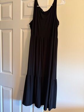 Sleeveless Black Maxi Dress with Tiered Skirt